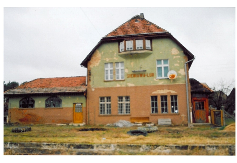 Foto Ryszard Bryl - XI/07, Nieczynna stacja kolejowa w Sieniawie Lubuskiej Stacja kolejowa Sieniawa